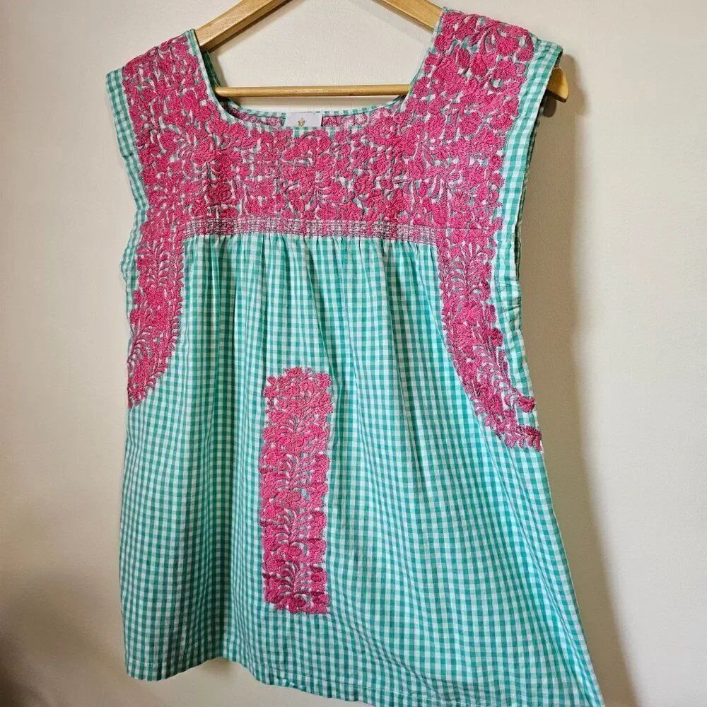 EUC J. MARIE GINGHAM BOHO EMBROIDERED SLEEVELESS TOP SIZE SMALL
